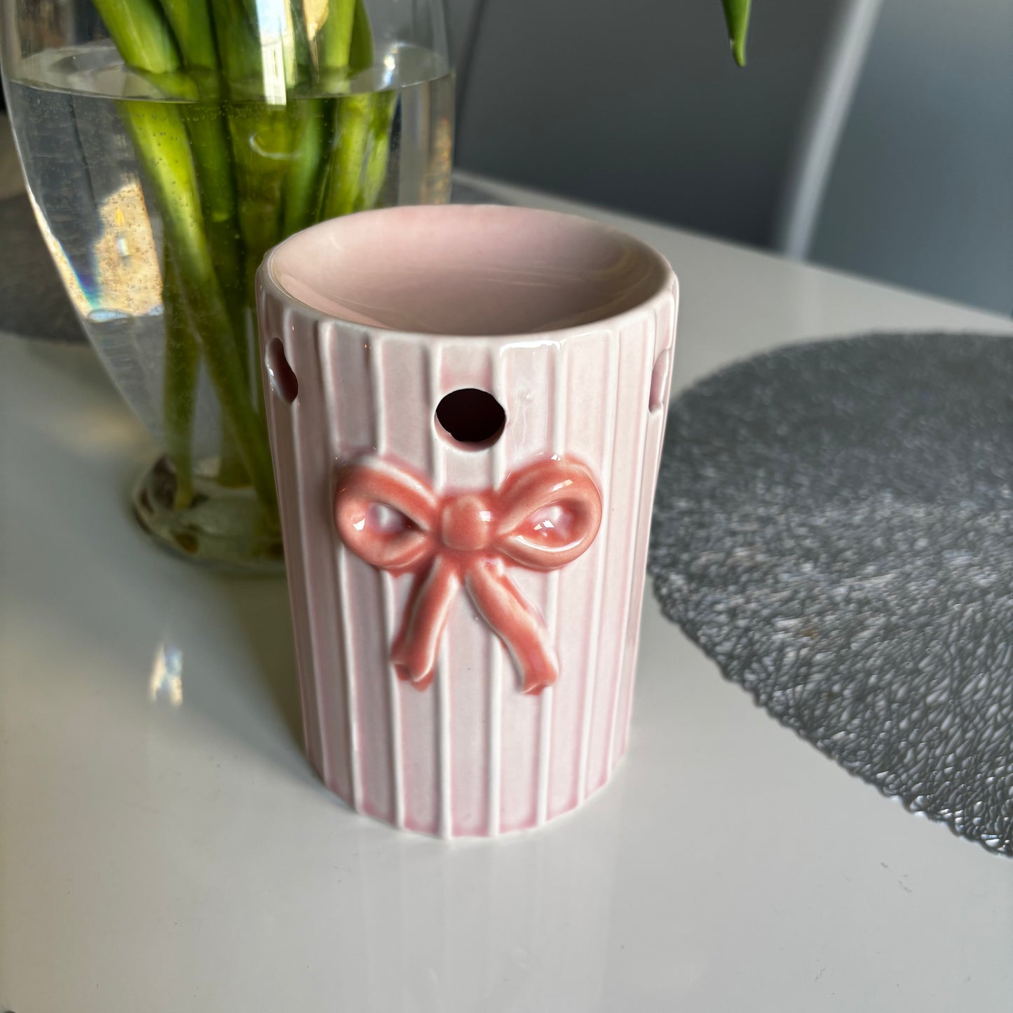 Pink Bow Wax Melt Burner